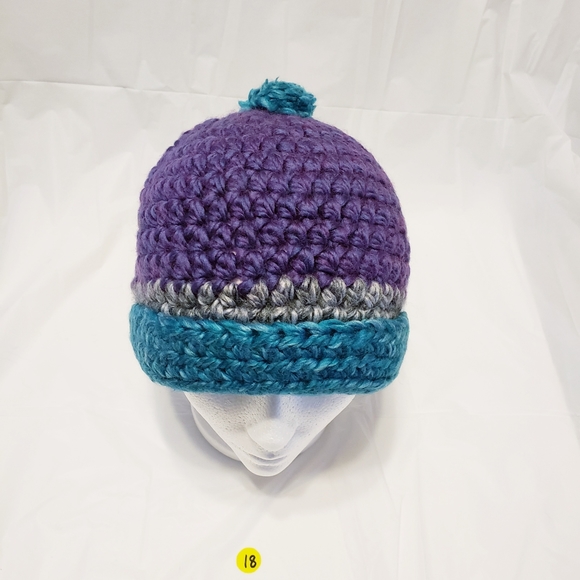 Crocheted hat: #18 - Picture 4 of 5